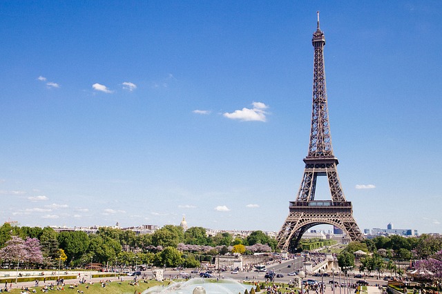 eiffel-tower.jpg